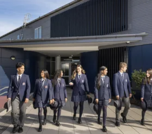 THOMAS HASSALL ANGLICAN COLLEGE - Senior School Tour